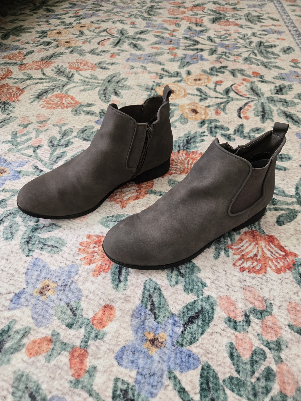 Women's Gray Chelsea Ankle Booties with Side Zip